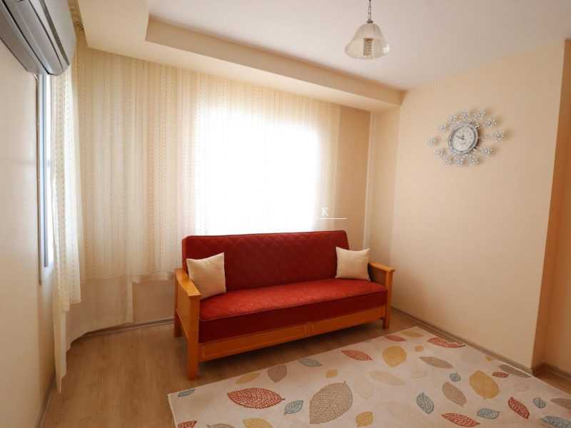 Erdemli Merkez Türbe Caddesi Florya Towers Sitesinde 3+1 Bağımsız Mutfak Satılık Daire