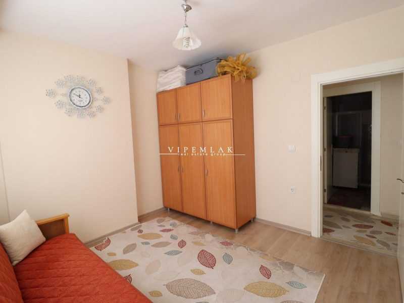Erdemli Merkez Türbe Caddesi Florya Towers Sitesinde 3+1 Bağımsız Mutfak Satılık Daire