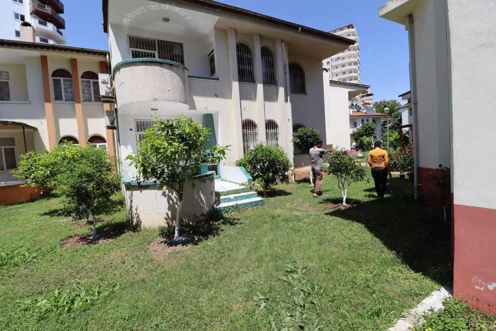 ARPAÇBAHŞİŞ’TE DENİZE SIFIR SİTEDE SATILIK VİLLA
