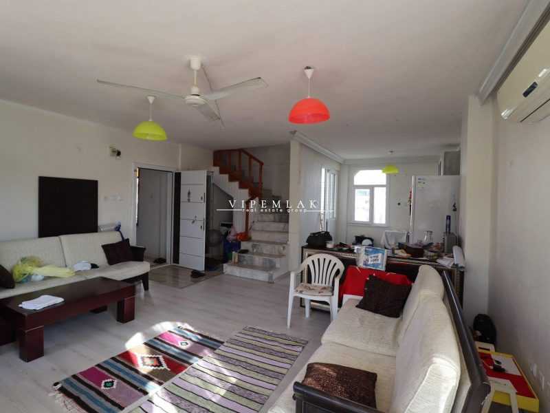 Erdemli Tömük Hülya Tatil Sitesinde 3+1 Satılık Dubleks Daire