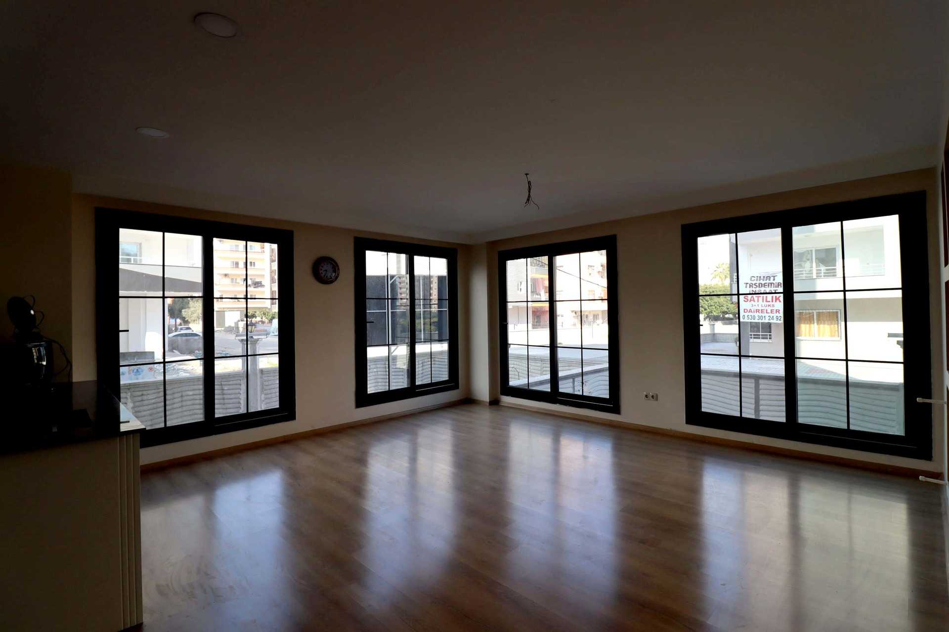Mersin Erdemli Alata Neighborhood 5 + 1 Luxe duplex appartement te koop