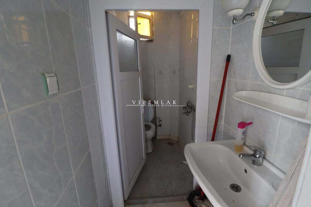 ARPAÇBAHŞİŞ’TE DENİZE SIFIR SİTEDE SATILIK VİLLA