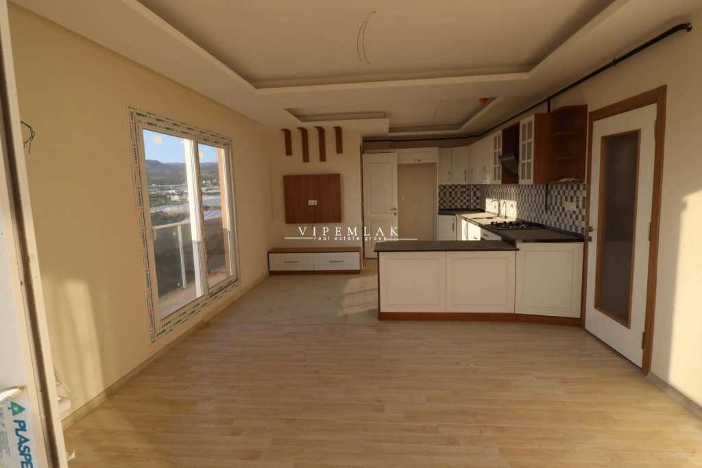 ERDEMLİ ÖZBORAK İNŞAATTA ACİL SATILIK 4+1 LÜKS DAİRE