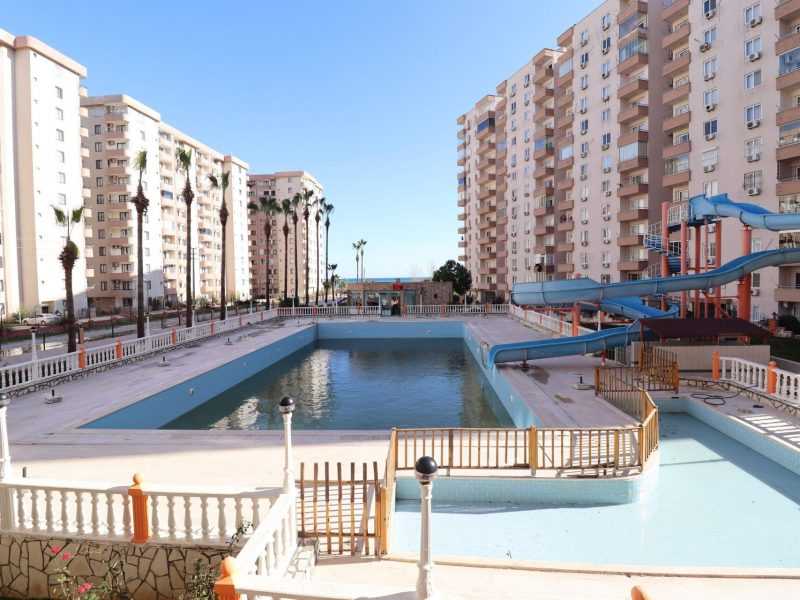 Mersin Çeşmeli Flamingo 5 Sitesinde 2+1 Eşyalı Satılık Daire