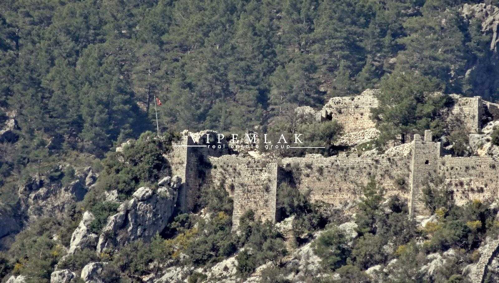 HET KASTEEL VAN ALANYA ALARA