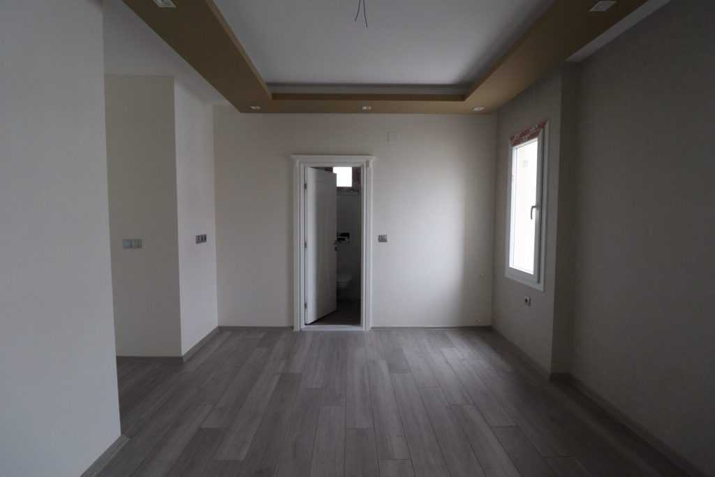 Erdemli Alata Merintur Sitesinde Deniz Manzaralı 4+1 Satılık Daire