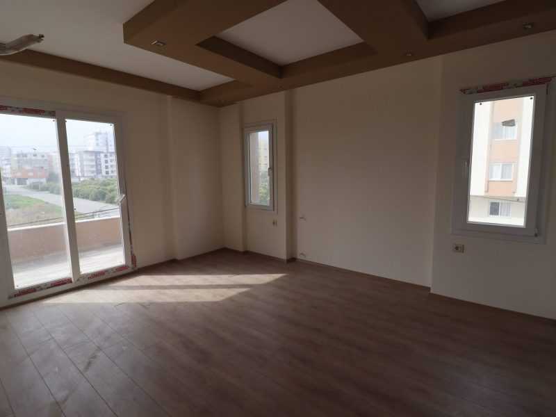 Erdemli Alata Merintur Sitesinde 3+1 Teraslı Satılık Daire