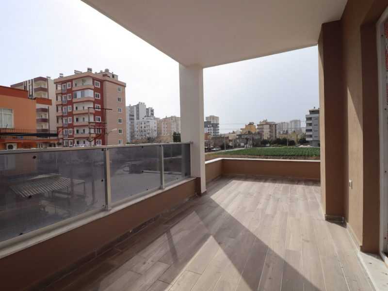 Erdemli Alata Merintur Sitesinde 3+1 Teraslı Satılık Daire