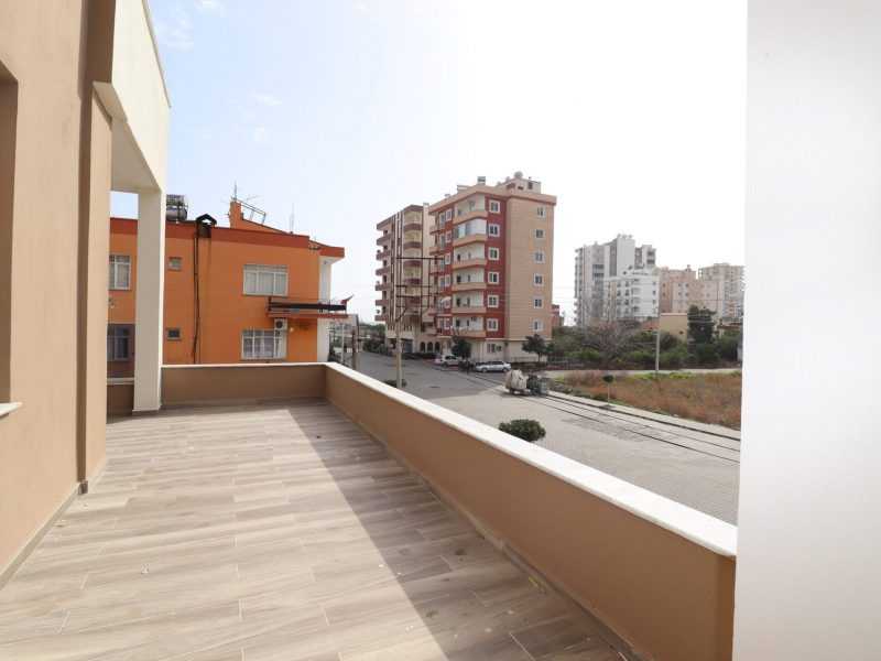 Erdemli Alata Merintur Sitesinde 3+1 Teraslı Satılık Daire