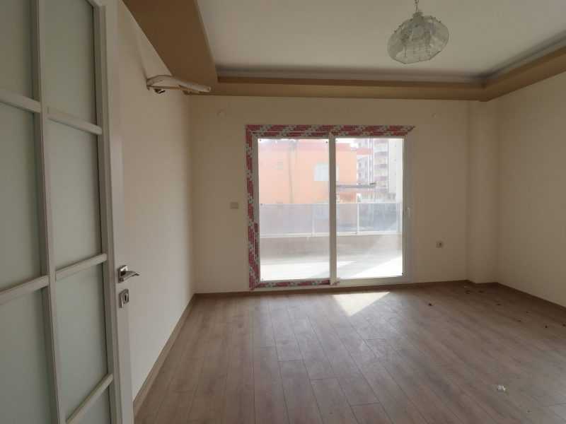 Erdemli Alata Merintur Sitesinde 3+1 Teraslı Satılık Daire