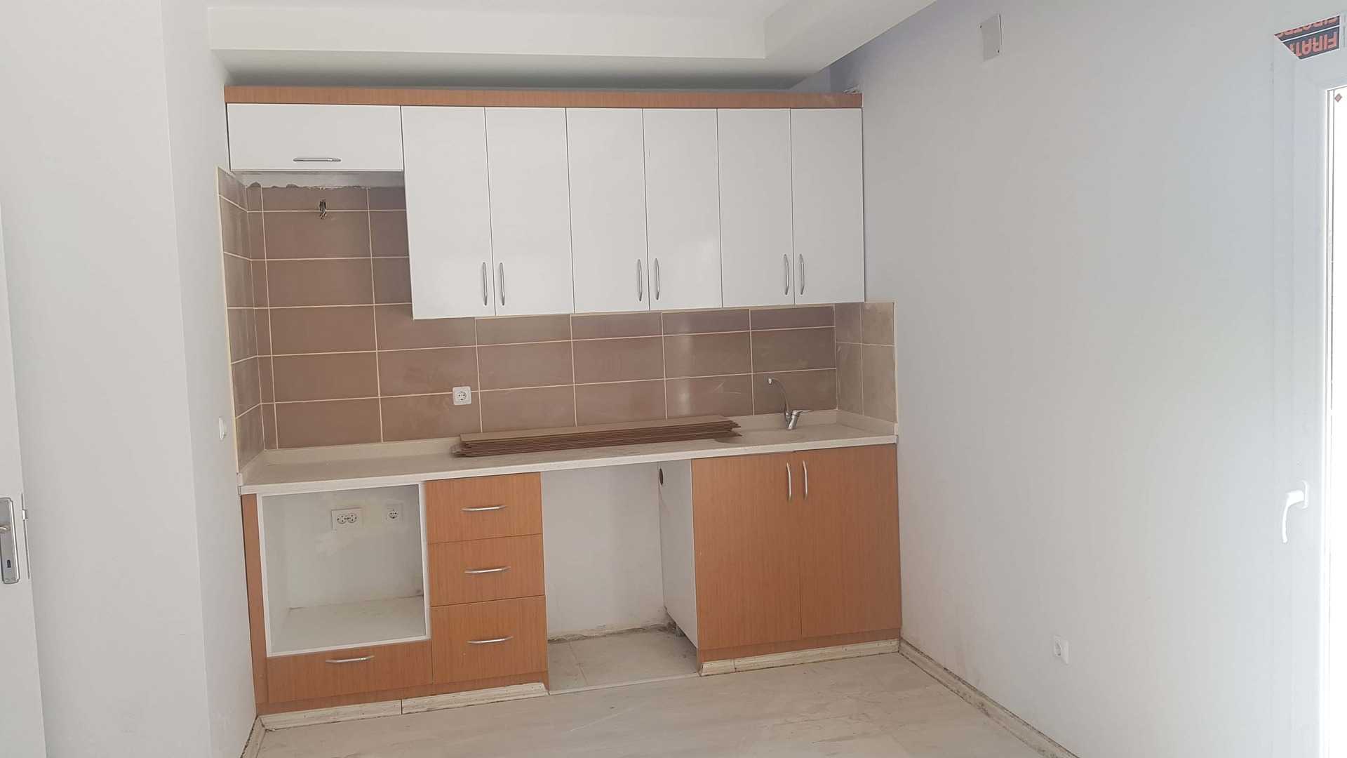  ERDEMLİ CENTER 1 + 1 DRINGEND ZU VERKAUFEN SCHNÄPPCHENPREIS WOHNUNG