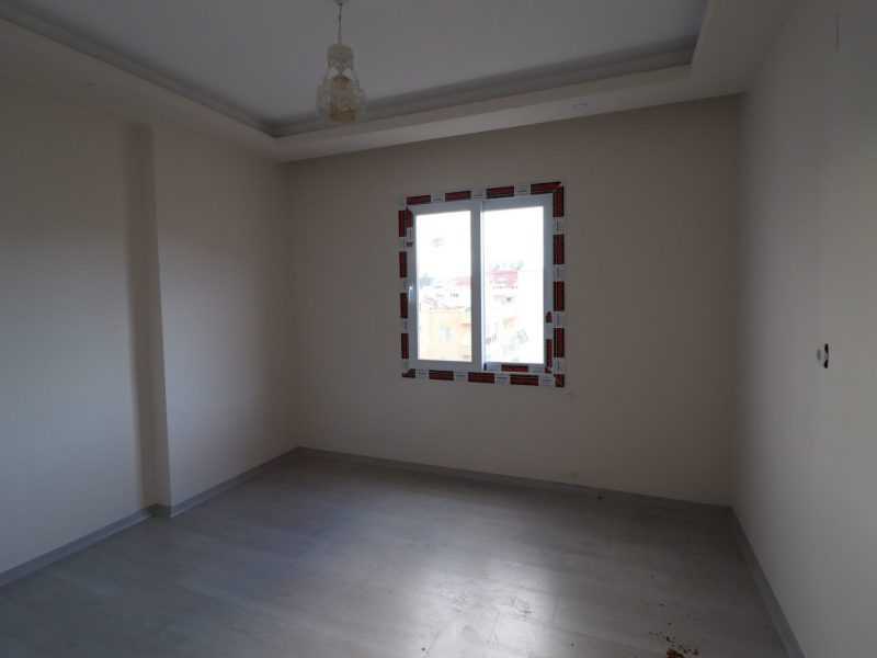 Erdemli Emniyet Müdürlüğü Civarında 2+1 Satılık Daire