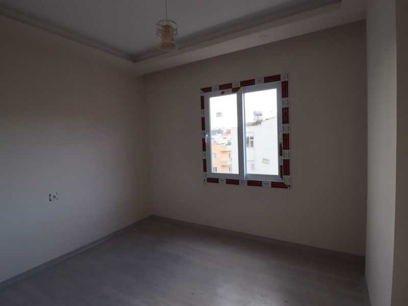 Erdemli Emniyet Müdürlüğü Civarında 2+1 Satılık Daire