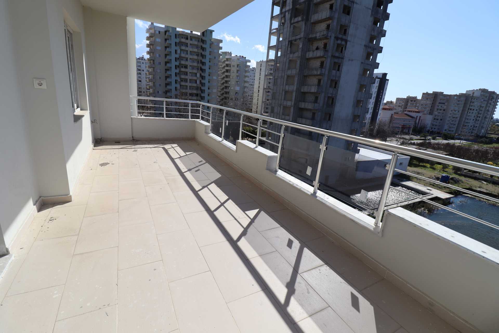 Mersin Erdemli Arpaçbahşiş Solin Park 2 + 1 appartement te koop met ouderbadkamer