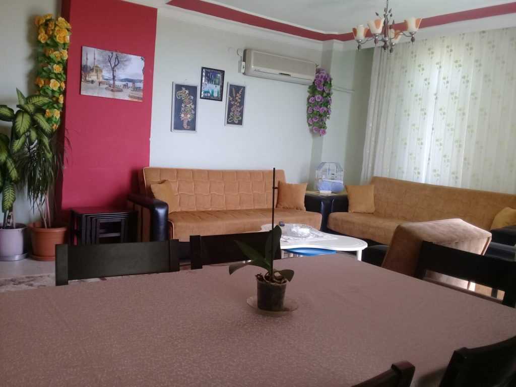 TÖMÜK YÜCESOY SITESINDE SATILIK YÜKSEK KAT 3+1 DAIRE