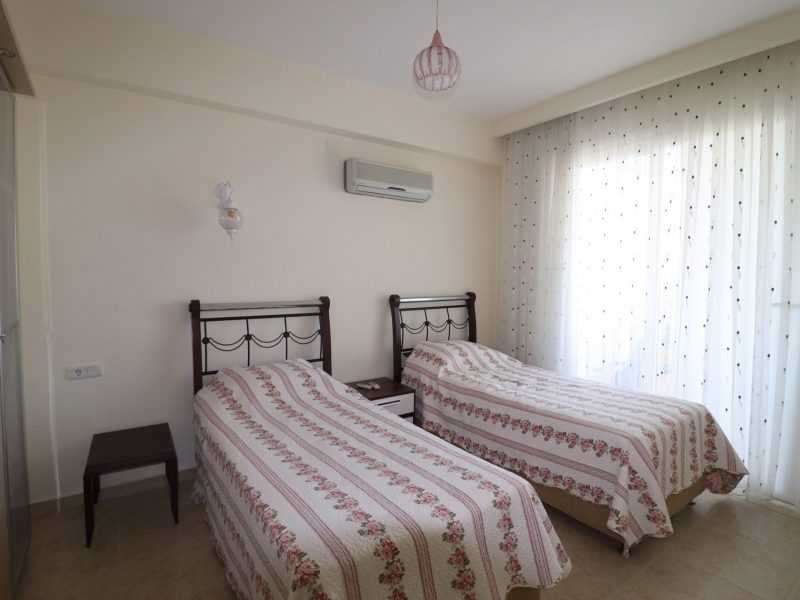 Mersin Queenaba Sitesi Deniz Manzaralı 3+1 Satılık Daire