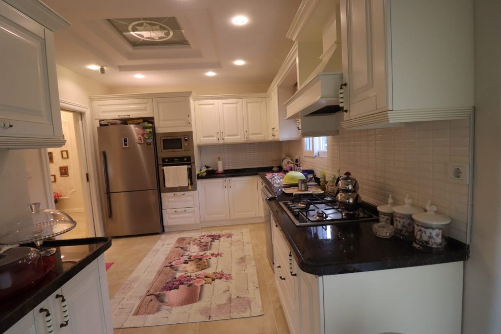 Kumkuyu Altınportakal Sitesi Satılık 4+1 Denize Sıfır Bağımsız  Villa