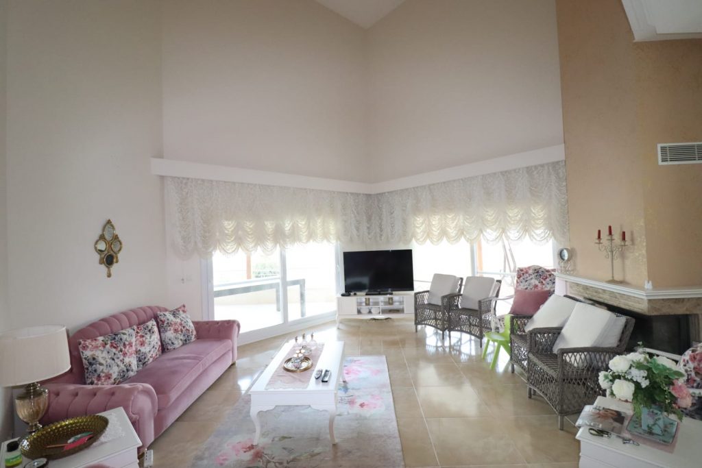 Kumkuyu Altınportakal Sitesi Satılık 4+1 Denize Sıfır Bağımsız  Villa