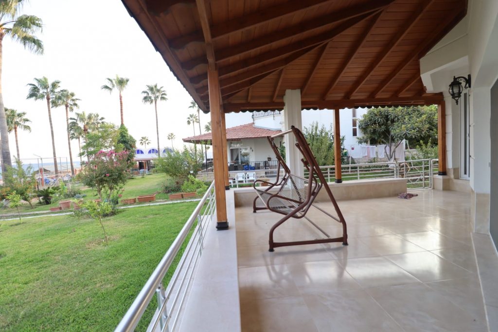 Kumkuyu Altınportakal Sitesi Satılık 4+1 Denize Sıfır Bağımsız  Villa
