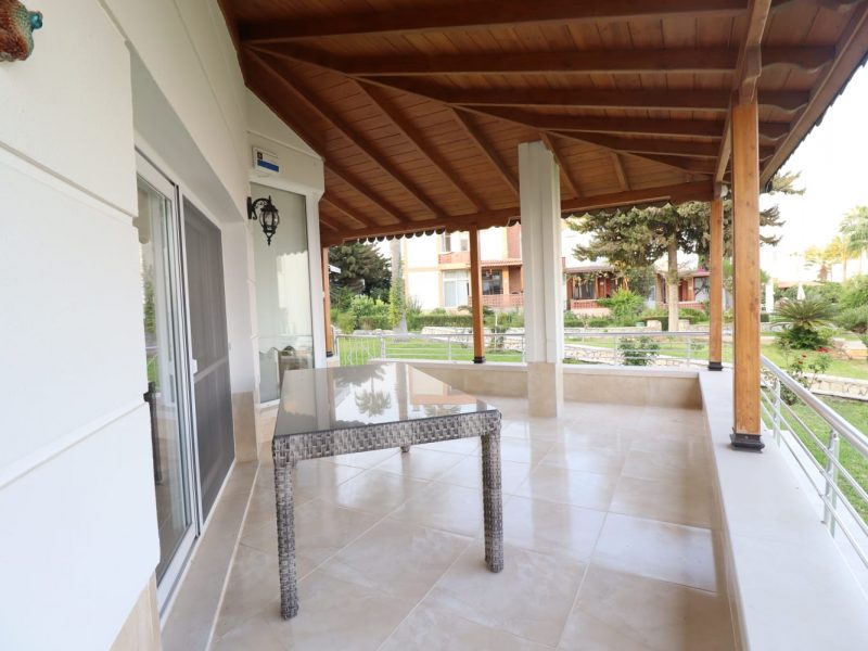 Kumkuyu Altınportakal Sitesi Satılık 4+1 Denize Sıfır Bağımsız Villa