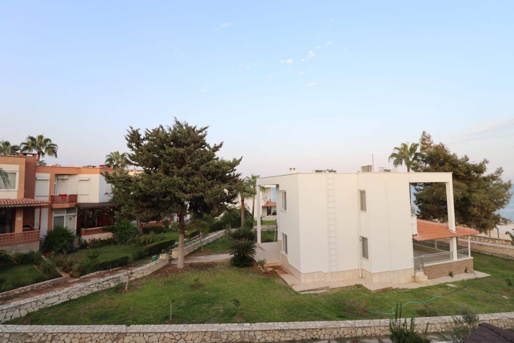 Kumkuyu Altınportakal Sitesi Satılık 4+1 Denize Sıfır Bağımsız  Villa