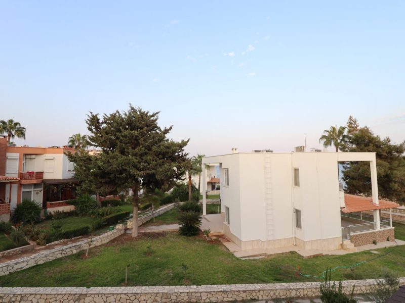 Kumkuyu Altınportakal Sitesi Satılık 4+1 Denize Sıfır Bağımsız Villa