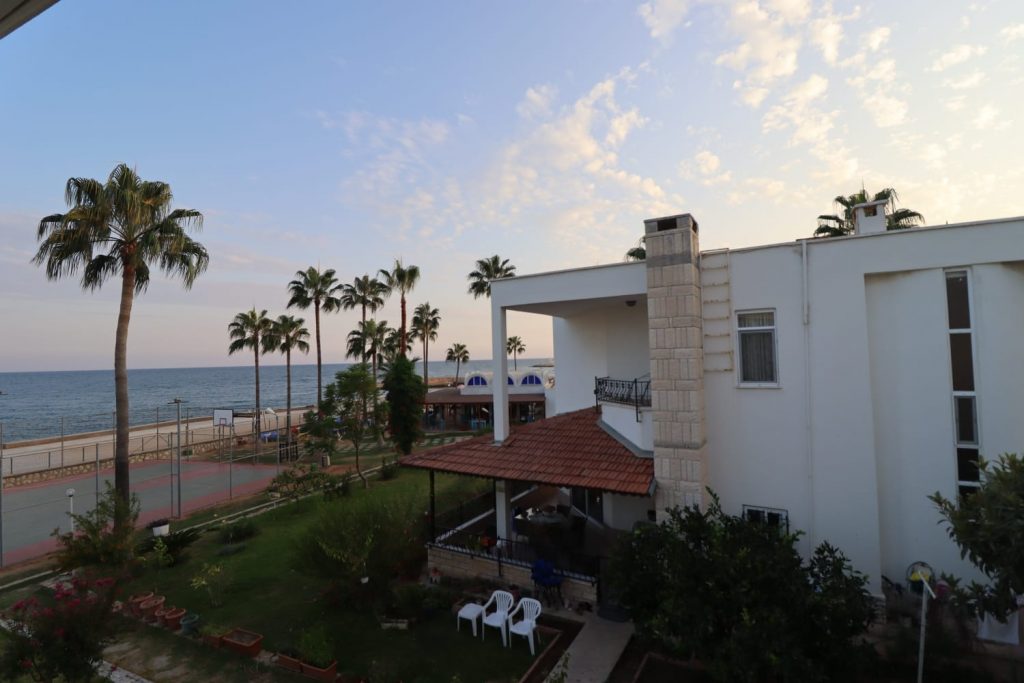 Kumkuyu Altınportakal Sitesi Satılık 4+1 Denize Sıfır Bağımsız  Villa