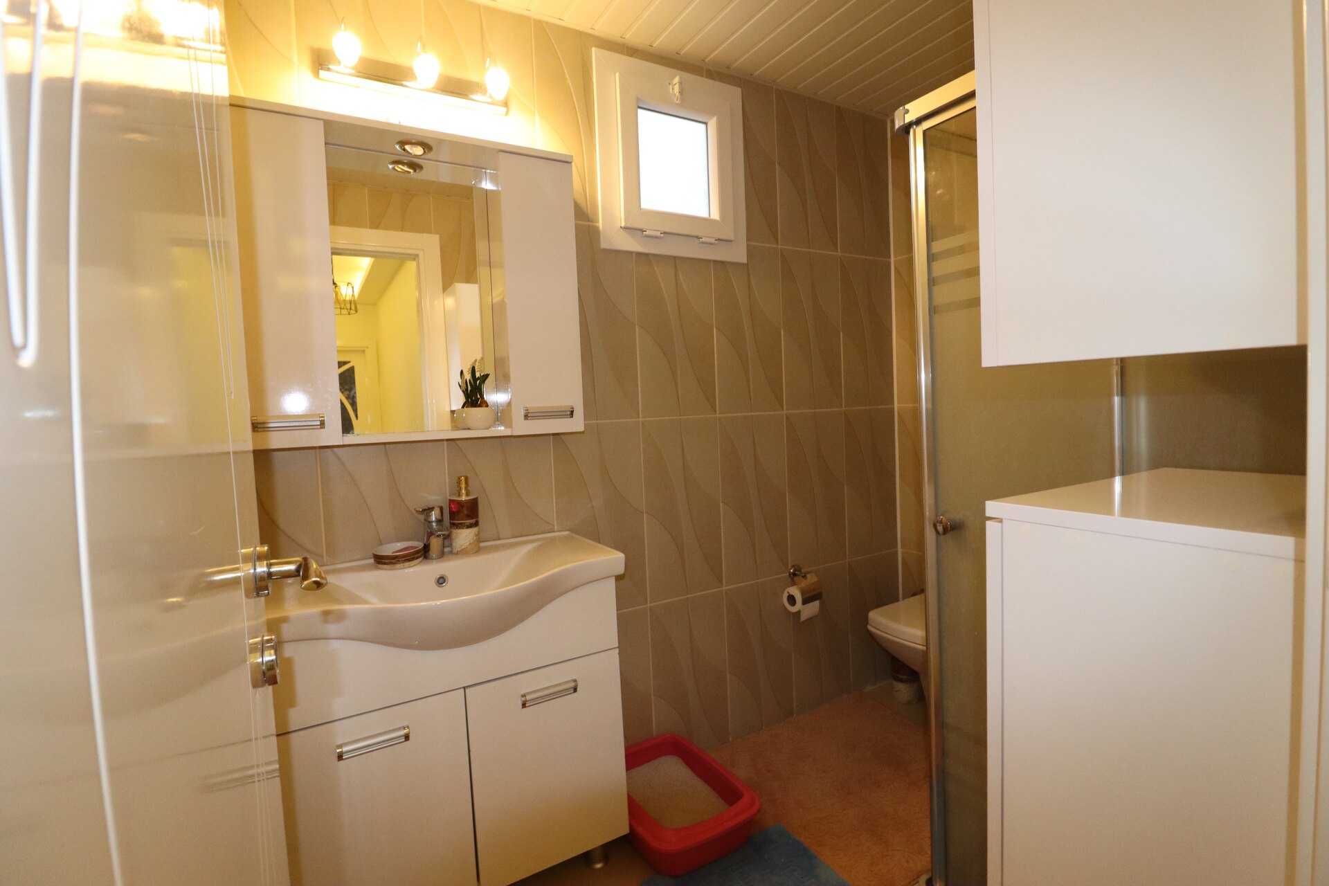 Mersin Erdemli Merkez mah. Onafhankelijke woonkamer 3 + 1 appartement te koop