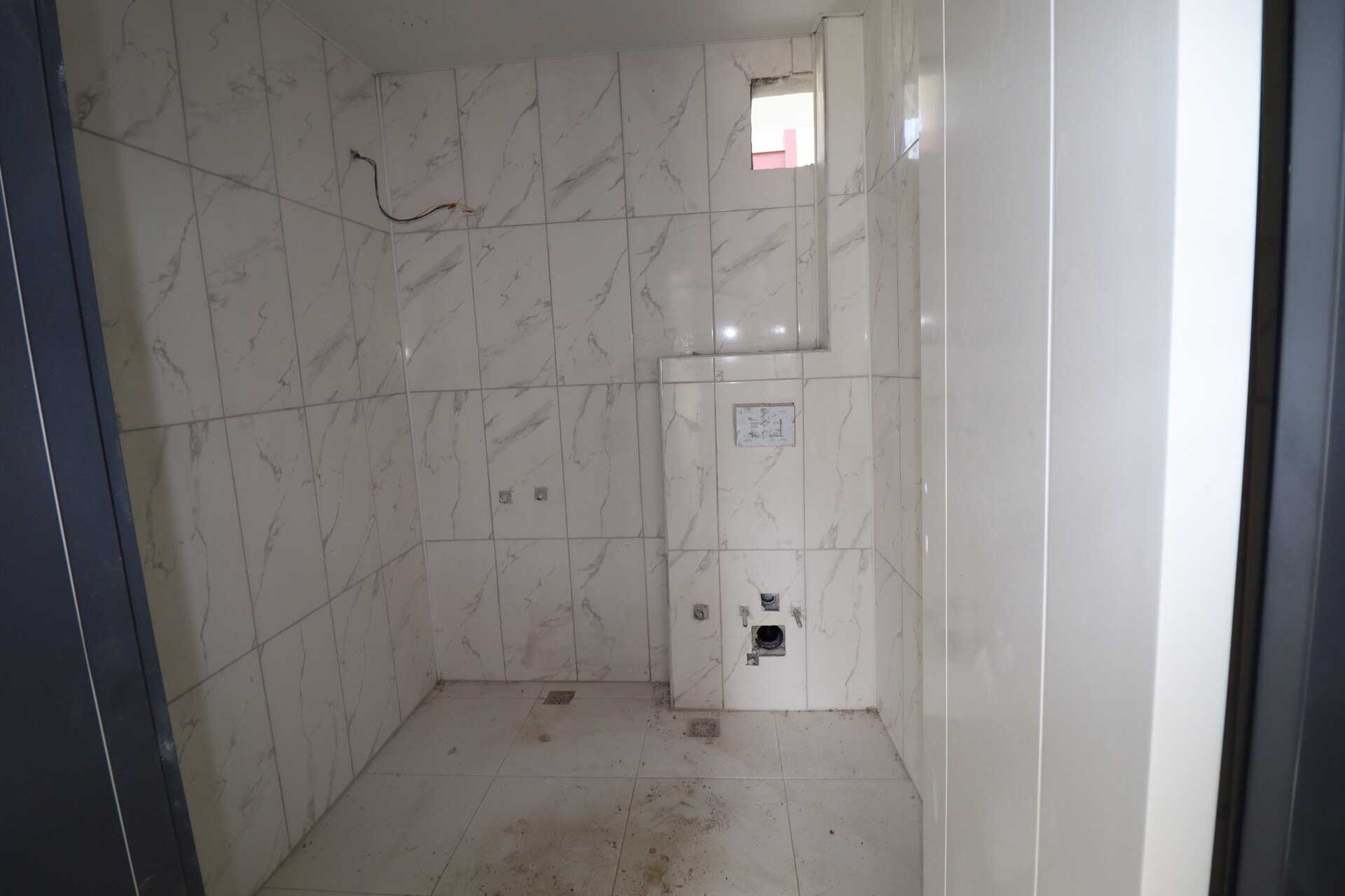 Erdemli Alata Mah 2 + 1 onafhankelijke keuken 3-Front appartement te koop in 2 maanden