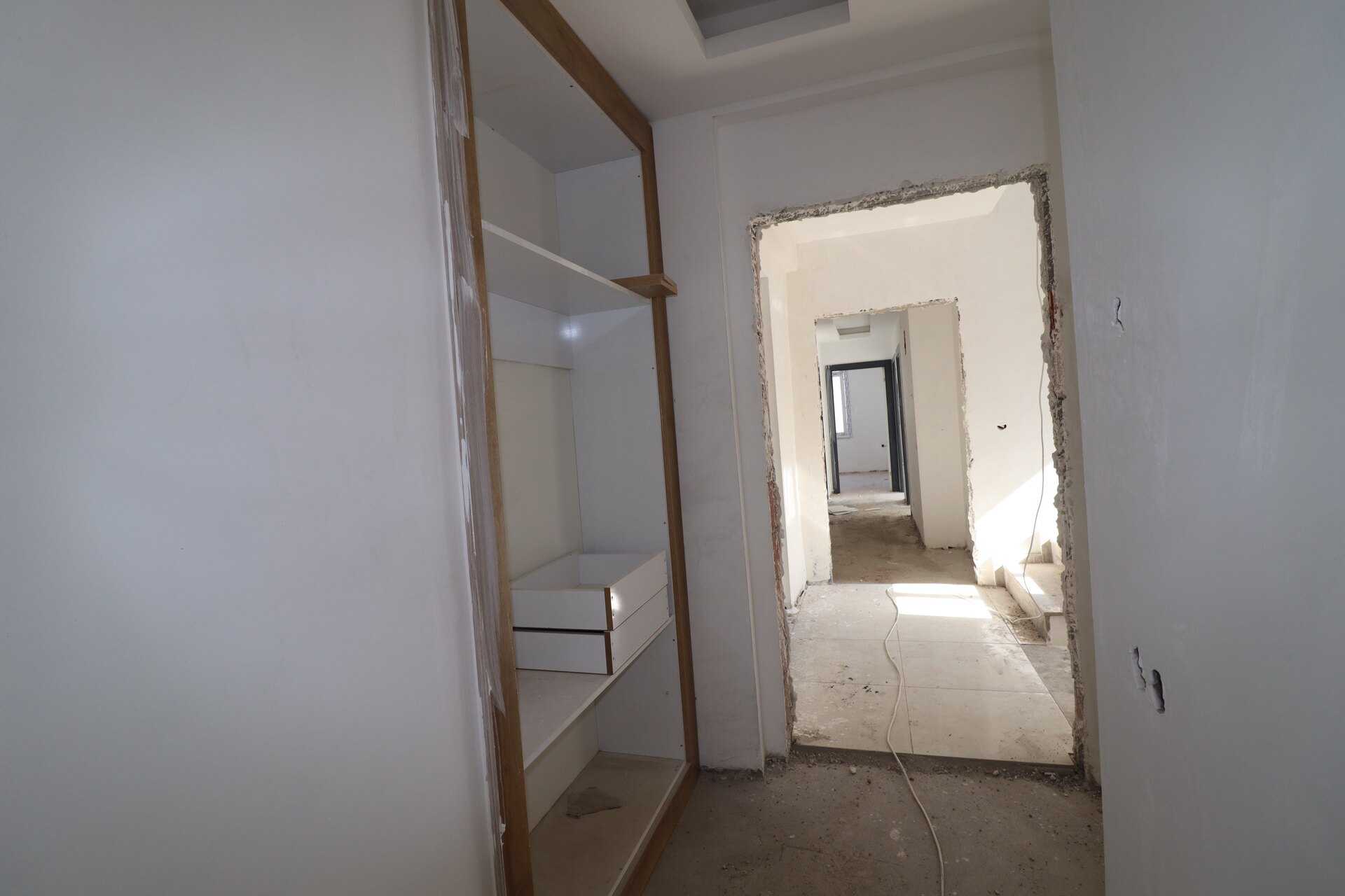 Erdemli Alata Mah 2 + 1 onafhankelijke keuken 3-Front appartement te koop in 2 maanden
