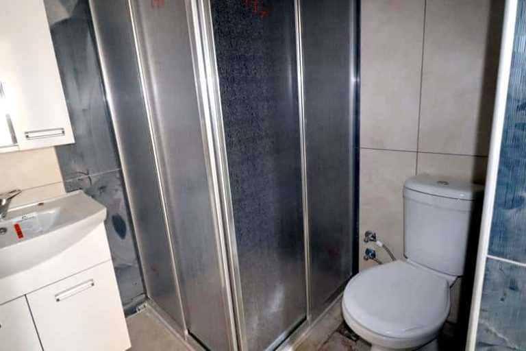 Erdemli Alata mah. D400 Highway Independent Kitchen Apartment mit 2 Schlafzimmern zum Verkauf mit 3 Fronten