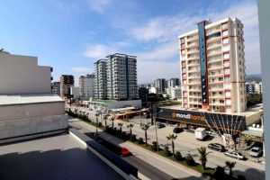 Erdemli Alata mah. D400 Highway Independent Kitchen Apartment mit 2 Schlafzimmern zum Verkauf mit 3 Fronten