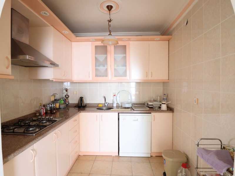 Erdemli Arpaçbahşiş Yıldız Taşı Sitesinde Denize Sıfır Satılık Daire