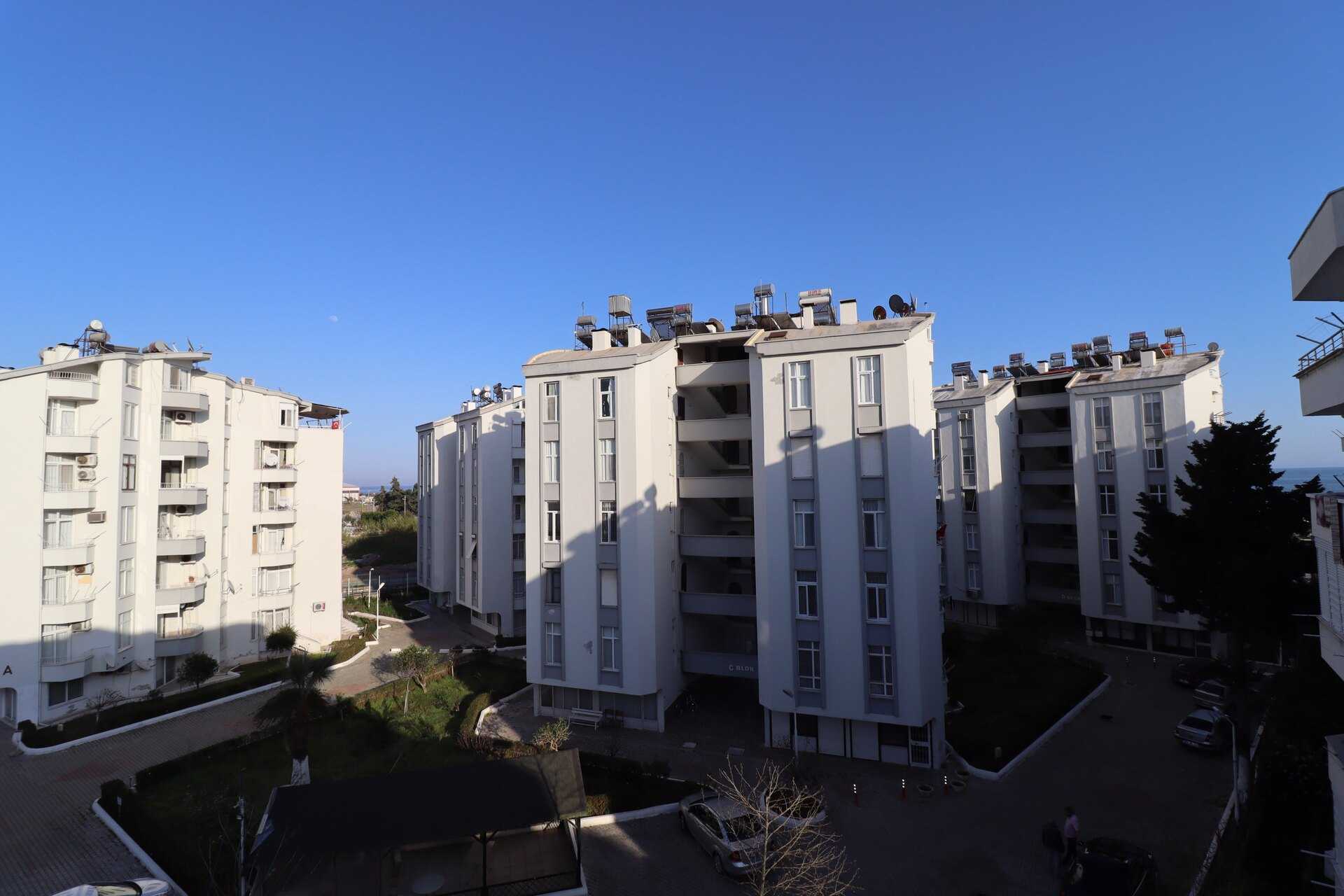 Mersin Erdemli Güzeldağ Compound Zum Verkauf 3 + 1 Wohnung