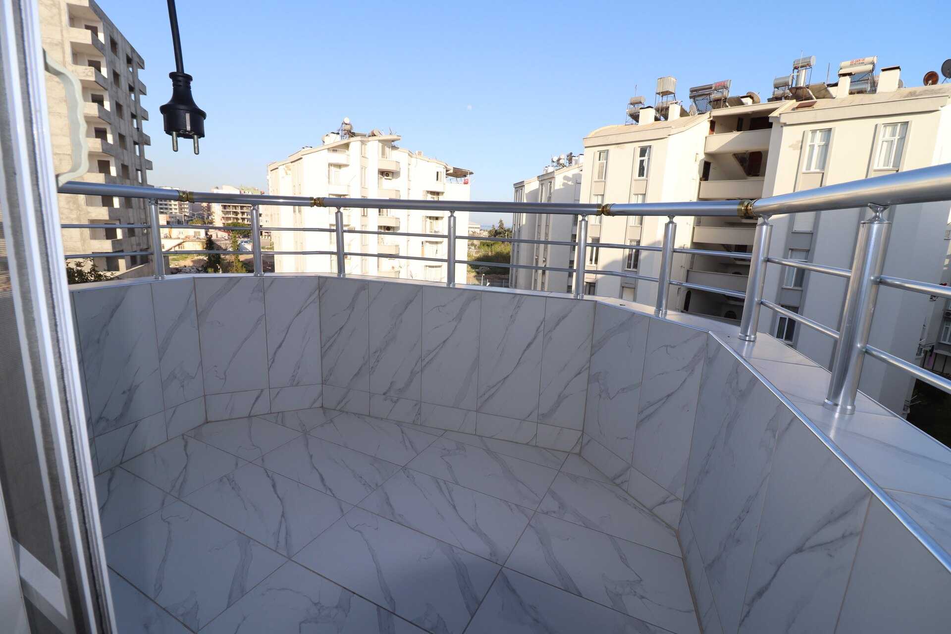 Mersin Erdemli Güzeldağ Compound Zum Verkauf 3 + 1 Wohnung