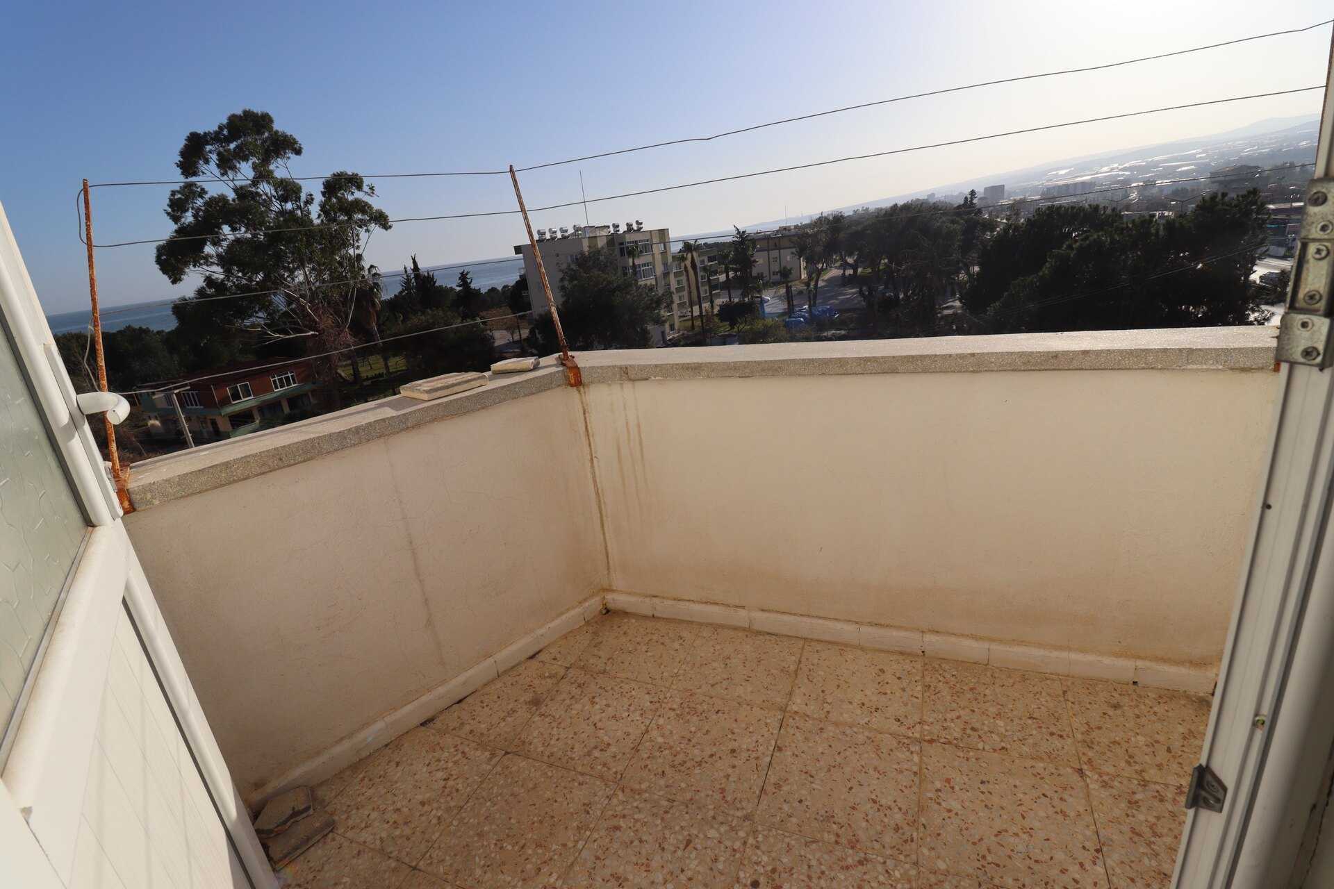 Mersin Erdemli Güzeldağ compound te koop 3 + 1 appartement met zeezicht