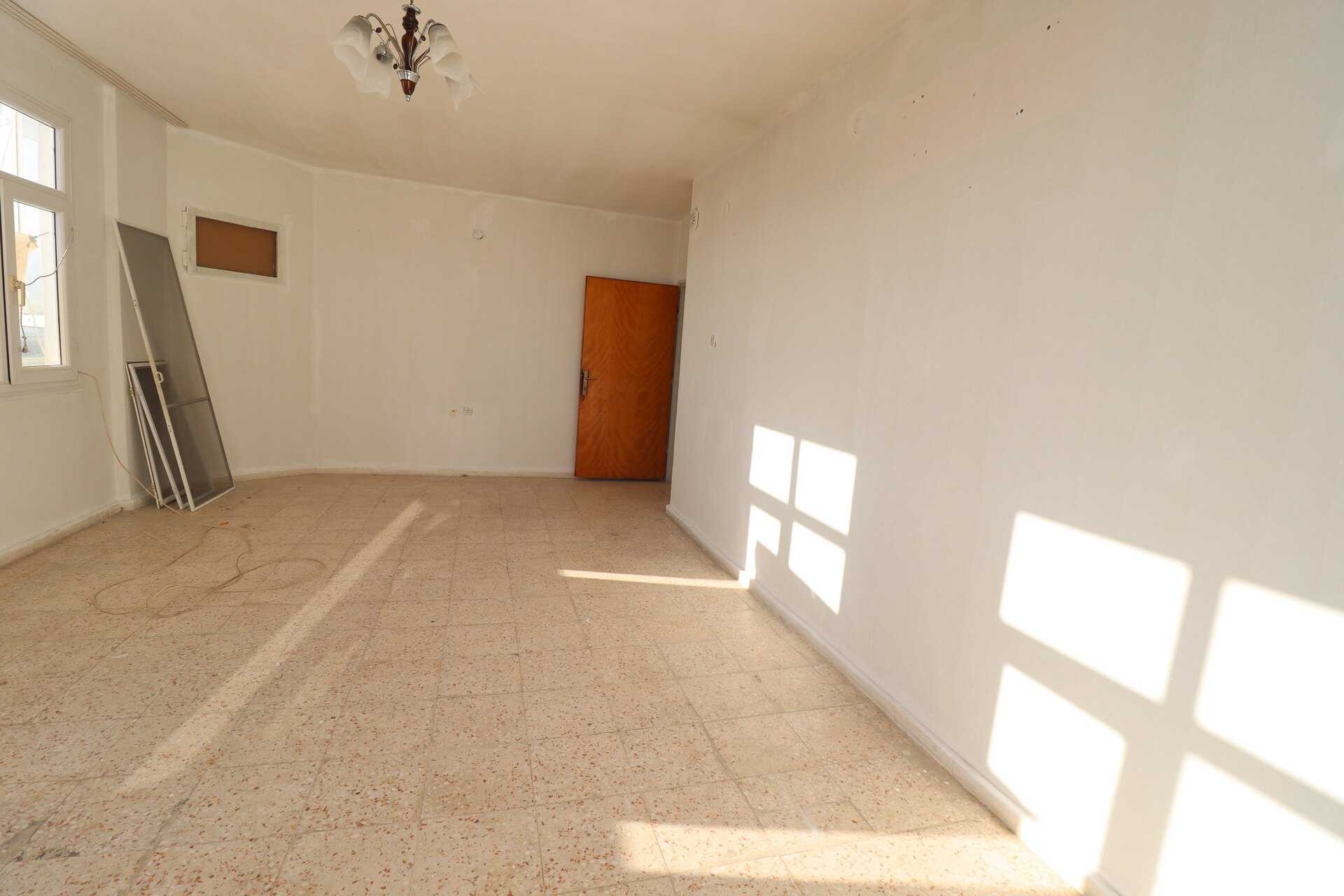 Mersin Erdemli Güzeldağ compound te koop 3 + 1 appartement met zeezicht
