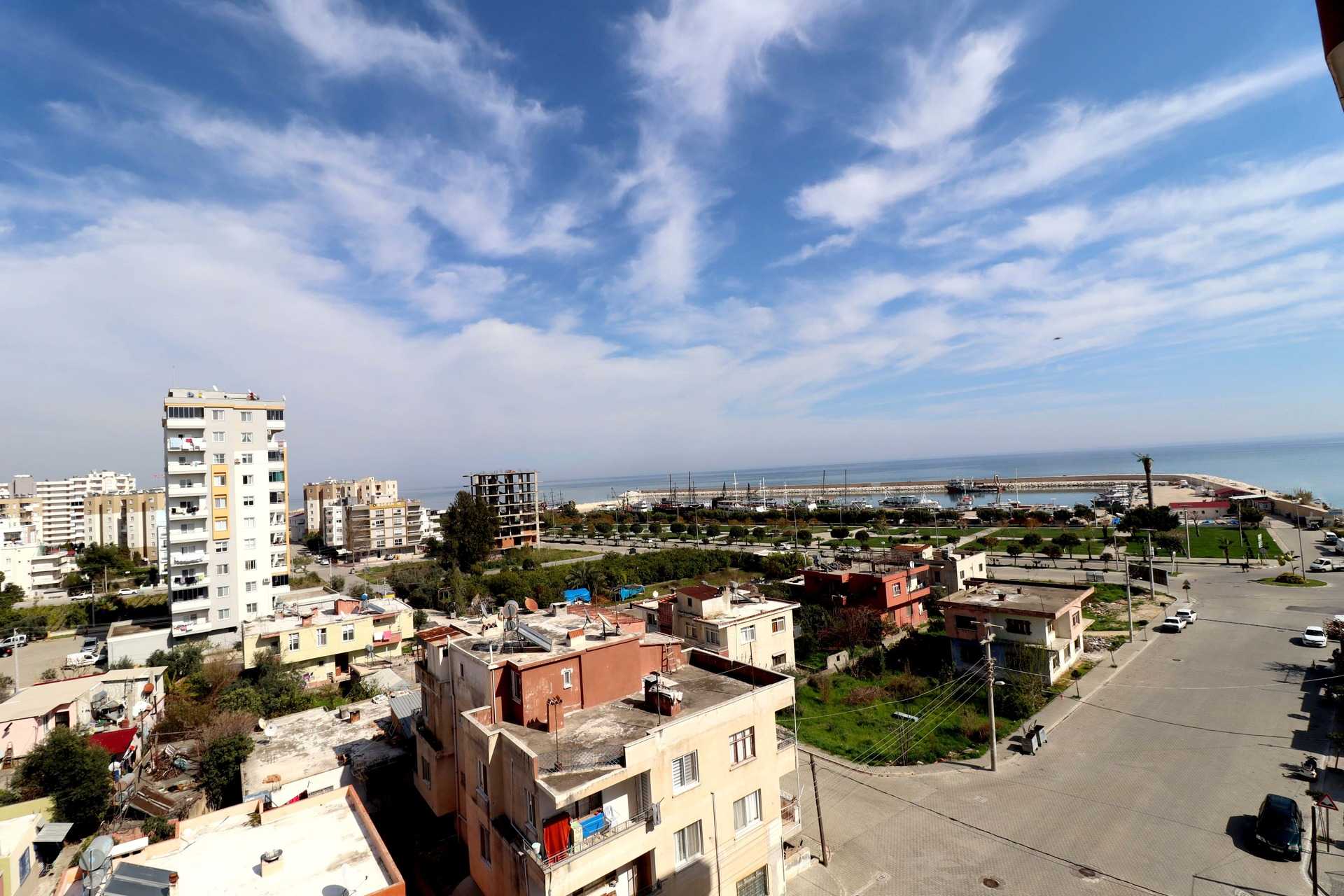 Mersin Erdemli Alata Meerblick Unabhängige Küche 4-seitige 3 + 1 Wohnung zu verkaufen