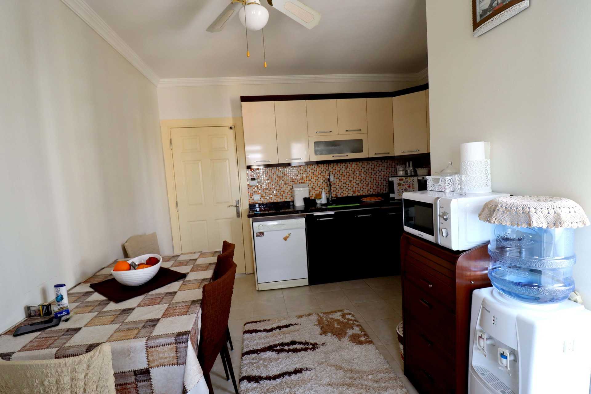 Mersin Erdemli Alata Meerblick Unabhängige Küche 4-seitige 3 + 1 Wohnung zu verkaufen