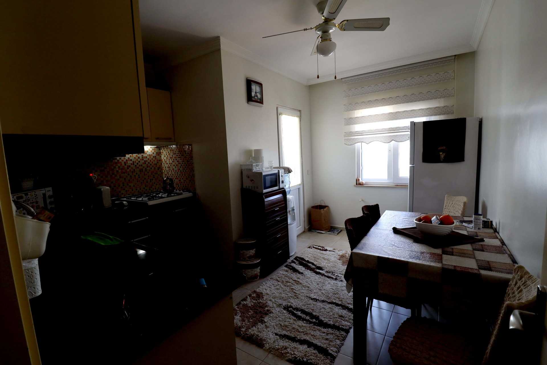 Mersin Erdemli Alata Meerblick Unabhängige Küche 4-seitige 3 + 1 Wohnung zu verkaufen