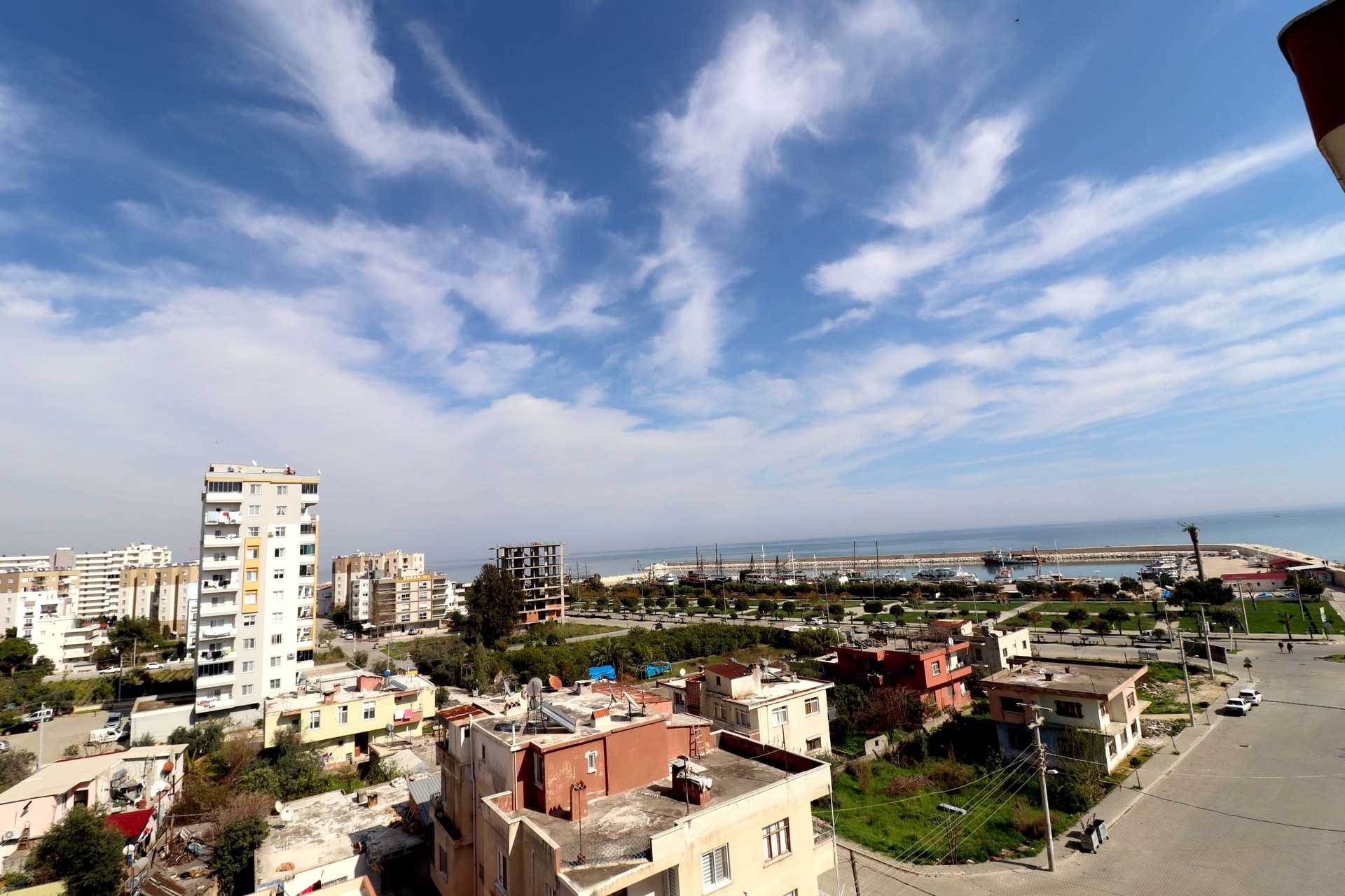 Mersin Erdemli Alata Meerblick Unabhängige Küche 4-seitige 3 + 1 Wohnung zu verkaufen