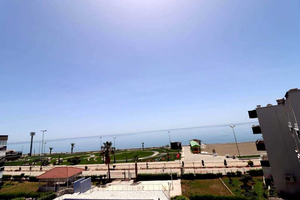 Mersin Erdemli Orfoz Sitesi Denize Sıfır Havuzlu Satılık Eşyalı 2+1 Daire