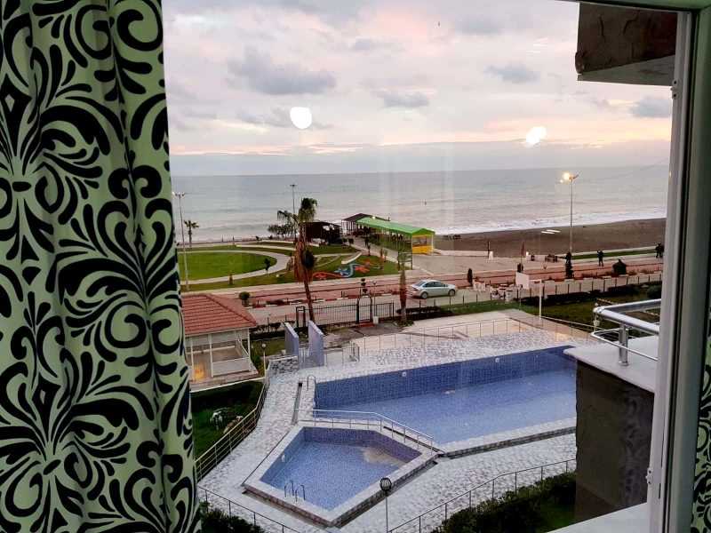 Mersin Erdemli Denize Sıfır Havuzlu Orfoz Sitesi Satılık Eşyalı 2+1 Daire