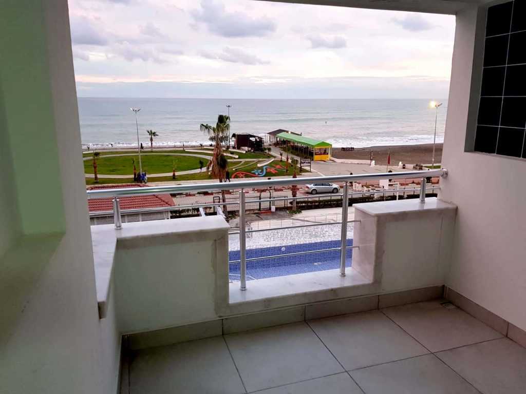 Mersin Erdemli Denize Sıfır Havuzlu Orfoz Sitesi Satılık Eşyalı 2+1 Daire