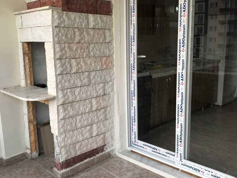 MERSIN ERDEMLI TÖMÜK AKIN SITESINDE SATILIK 2+1 ESYALI DAIRE