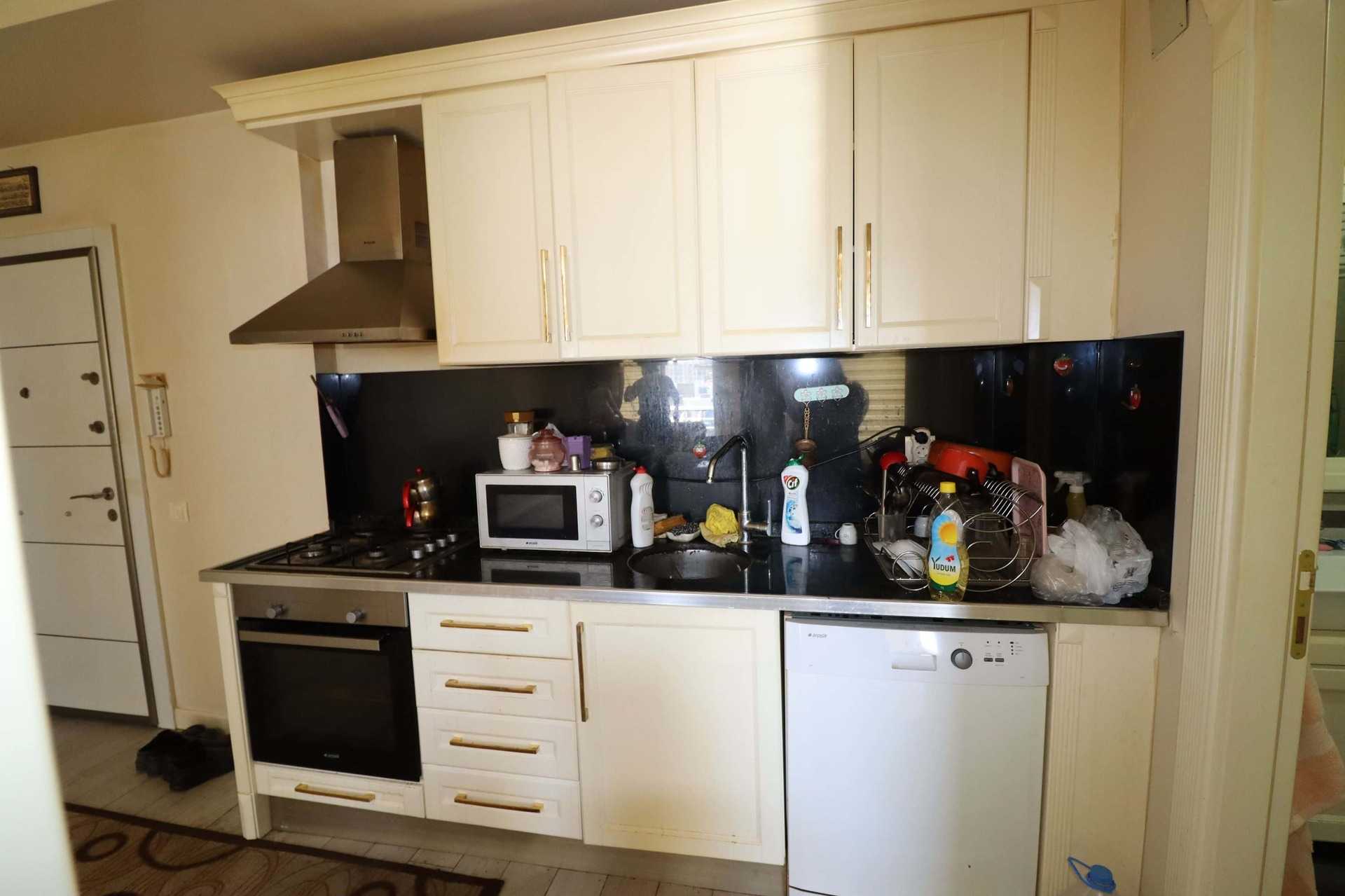 ERDEMLİ TÖMÜK CLASS SİTESİNDE EŞYALI KELEPİR SATILIK 1+1 DAİRE