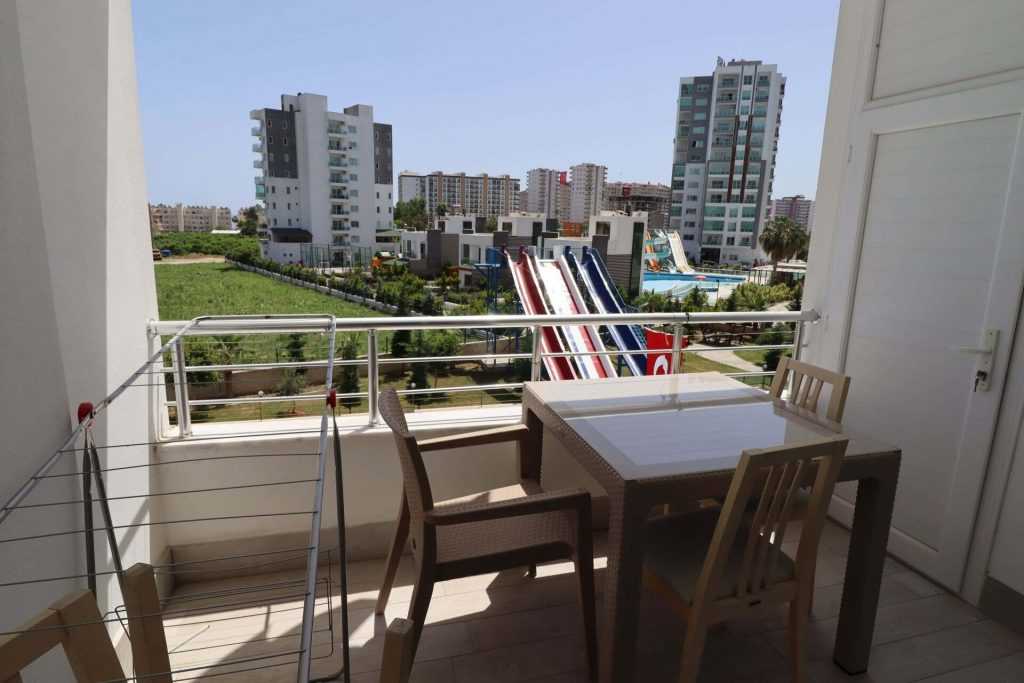 ERDEMLİ TÖMÜK CLASS SİTESİNDE EŞYALI KELEPİR SATILIK 1+1 DAİRE
