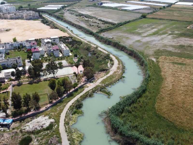 MERSİN SİLİFKE ATAKENTTE DENIZE YAKIN SATILIK TARLA