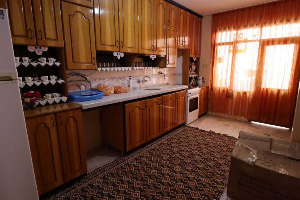 ERDEMLİ MERKEZDE DENİZE YAKIN SATILIK 3+1 DAİRE