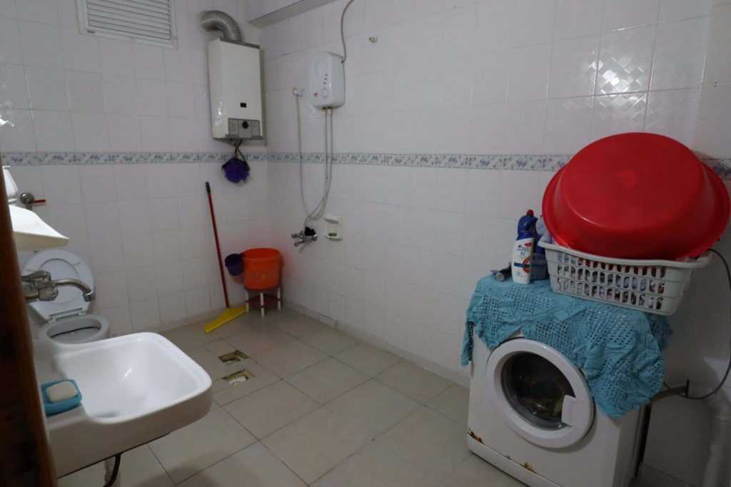 ERDEMLİ MERKEZDE DENİZE YAKIN SATILIK 3+1 DAİRE
